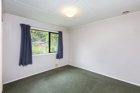 Photo of property in 76 Elmslie Road, Pinehaven, Upper Hutt, 5019
