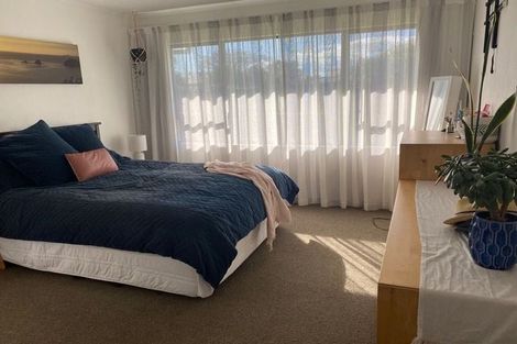 Photo of property in 14 Upham Street, Havelock North, 4130