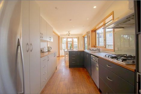 Photo of property in 11 Ramwall Place, Weymouth, Auckland, 2103