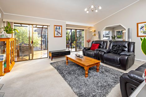 Photo of property in 16 Proteus Place, Half Moon Bay, Auckland, 2012