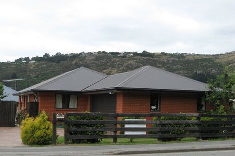 Photo of property in 116 Port Hills Road, Heathcote Valley, Christchurch, 8022