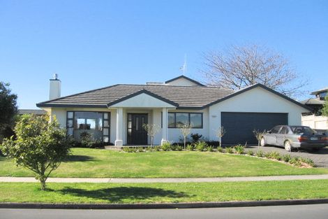 Photo of property in 20 Caversham Drive, Rototuna, Hamilton, 3210