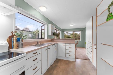 Photo of property in 6 Walnut Grove, Omokoroa, 3114