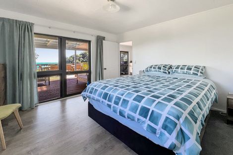 Photo of property in 8344c State Highway 35, Whanarua Bay, Te Kaha, 3199