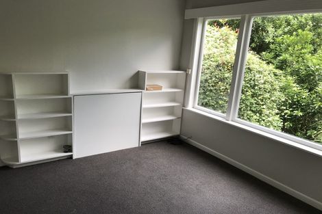 Photo of property in 2 Sydenham Street, Northland, Wellington, 6012