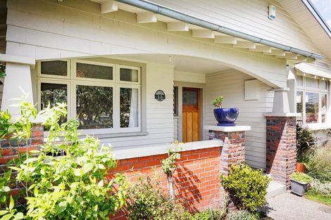 Photo of property in 15 Miro Street, Takaro, Palmerston North, 4410