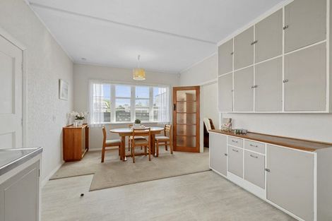 Photo of property in 8 Cornwall Street, Brooklands, New Plymouth, 4310