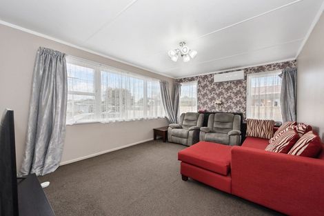 Photo of property in 20 Yvonne Street, Melville, Hamilton, 3206