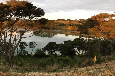 Photo of property in 63 Rangitahi Road, Raglan, 3225