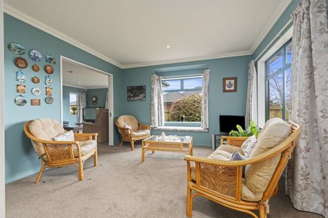 Photo of property in 9 Brookside Close, Highbury, Palmerston North, 4412