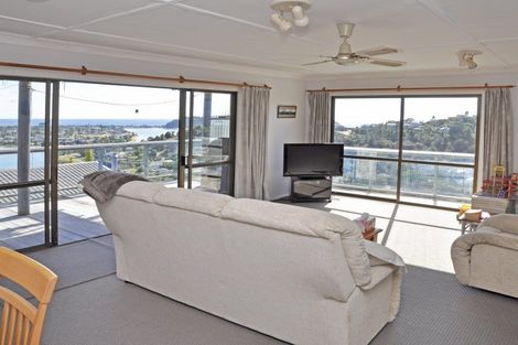 Photo of property in 10 Hinemoa Terrace, Tairua, 3508