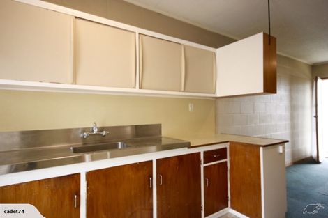 Photo of property in 64a Clayburn Road, Glen Eden, Auckland, 0602