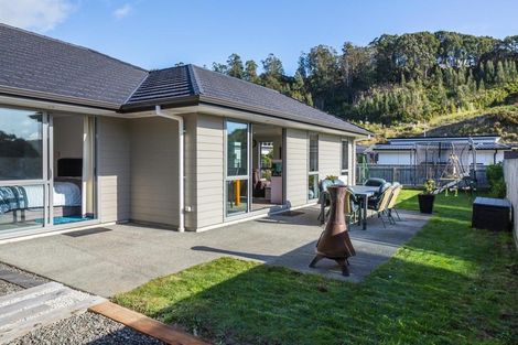 Photo of property in 24 Banks Boulevard, Whitby, Porirua, 5024