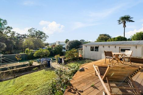 Photo of property in 66 Ferry Parade, Herald Island, Auckland, 0618