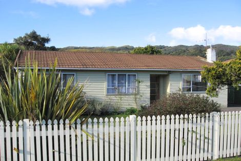 Photo of property in 49 Main Road, Wainuiomata, Lower Hutt, 5014