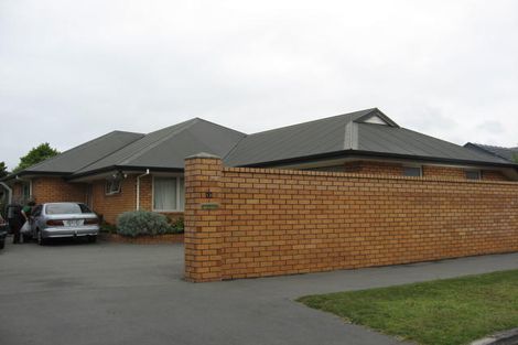 Photo of property in 12 Clonbern Place, Upper Riccarton, Christchurch, 8041