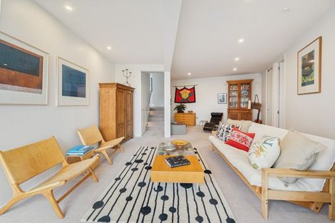 Photo of property in 22a Seaview Road, Paremata, Porirua, 5024