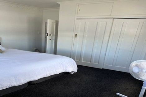 Photo of property in 8 Helen Street, Brooklyn, Wellington, 6021