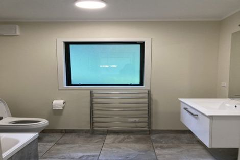 Photo of property in 348 Ohiro Road, Brooklyn, Wellington, 6021