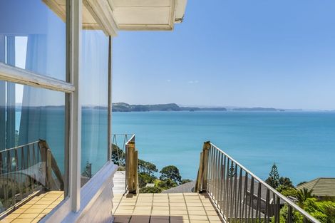 Photo of property in 30 Vipond Road, Stanmore Bay, Whangaparaoa, 0932