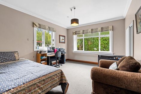 Photo of property in 6 Cambridge Street, Levin, 5510