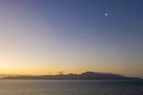 Photo of property in 19 Groves Road, Raumati Beach, Paraparaumu, 5032