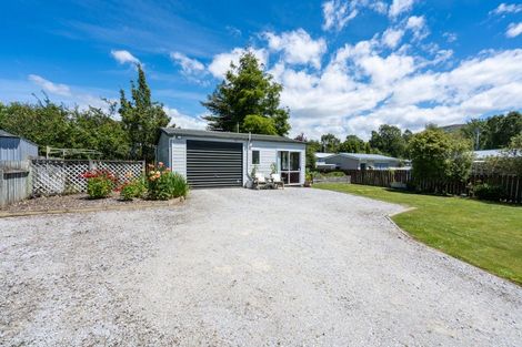 Photo of property in 3 Beach Street, Waikouaiti, 9510