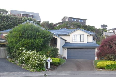 Photo of property in 17 Myers Grove, Churton Park, Wellington, 6037