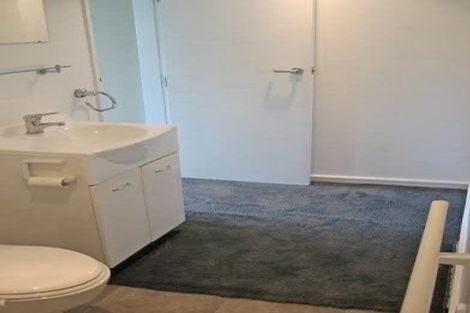 Photo of property in 21a Cotswold Crescent, Newlands, Wellington, 6037