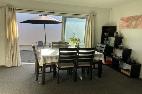 Photo of property in 41 Regiment Road, Papakura, 2110