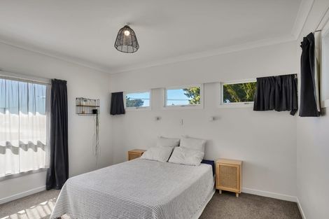 Photo of property in 16 Miro Street, Inglewood, 4330