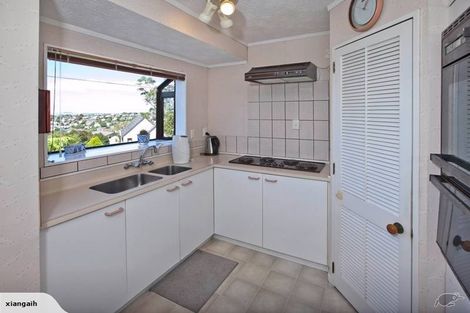 Photo of property in 131 Sunset Road, Totara Vale, Auckland, 0632