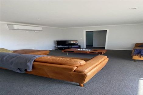 Photo of property in 137a Winchester Street, Levin, 5510