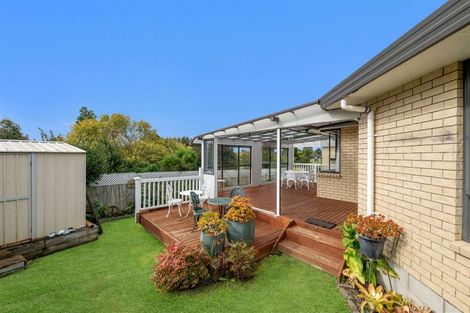 Photo of property in 14 Castlefinn Drive, Weymouth, Auckland, 2103