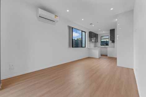 Photo of property in 193d Mahia Road, Wattle Downs, Auckland, 2103