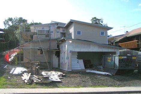 Photo of property in 49 Merriefield Avenue, Forrest Hill, Auckland, 0620