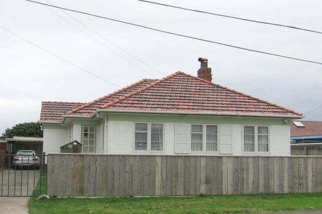 Photo of property in 37 Pirie Crescent, Moera, Lower Hutt, 5010
