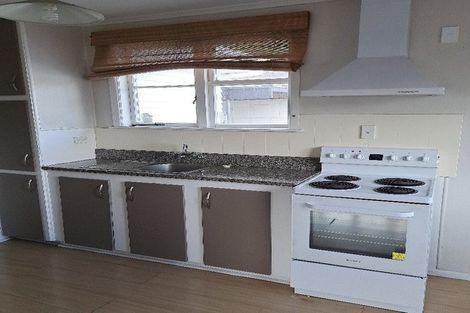 Photo of property in 4/112 Portage Road, New Lynn, Auckland, 0600