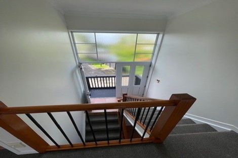 Photo of property in 2/185 Shakespeare Road, Milford, Auckland, 0620