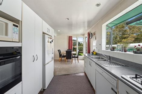 Photo of property in 9 Kuaka Place, New Lynn, Auckland, 0600