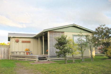 Photo of property in 216 Rangi Avenue, Whangamata, 3620
