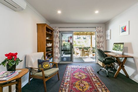 Photo of property in 14 Muritai Crescent, Havelock North, 4130