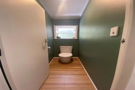 Photo of property in 153 Laingholm Drive, Laingholm, Auckland, 0604