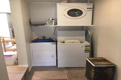 Photo of property in 133 Greenhithe Road, Greenhithe, Auckland, 0632