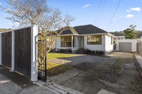 Photo of property in 312 Stokes Valley Road, Stokes Valley, Lower Hutt, 5019