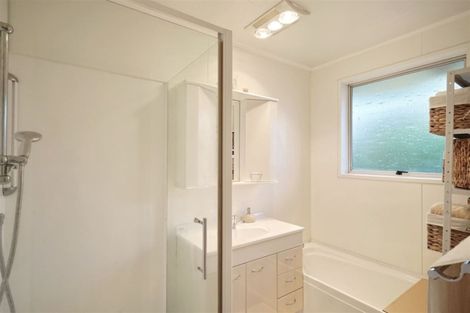 Photo of property in 2/98a Tilford Street, Woolston, Christchurch, 8062