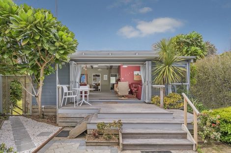 Photo of property in 27 Dunlop Drive, Pauanui, Hikuai, 3579