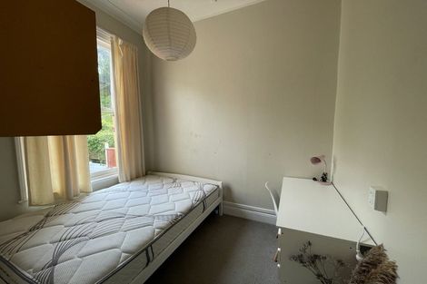 Photo of property in 1/18 Clifton Terrace, Kelburn, Wellington, 6012