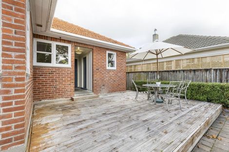 Photo of property in 54 Savage Crescent, West End, Palmerston North, 4412