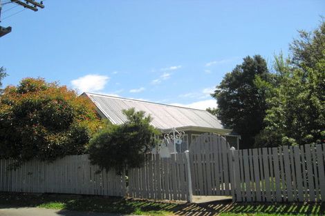 Photo of property in 6 Woodend Road, Woodend, 7610